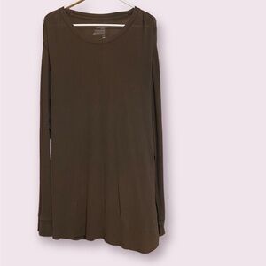 Old Navy Brown Rib-Knit Long Sleeve Undershirt